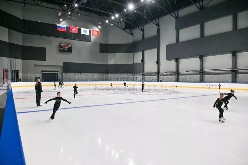 6 для «В Москве открыт новый ледовый дворец»