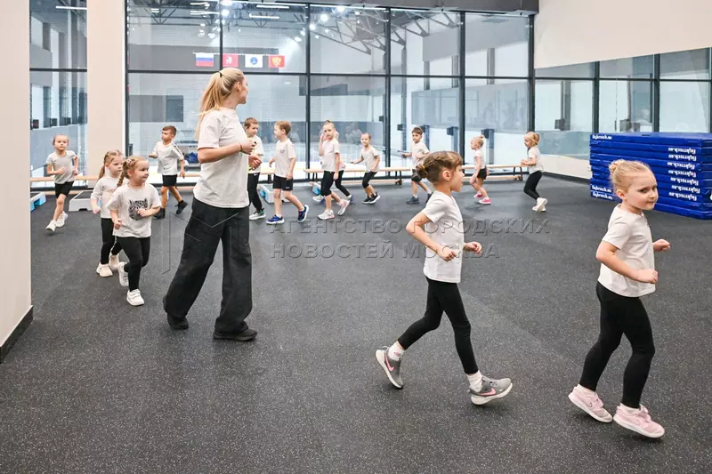 Картинка 13 для новости «В Москве открыт новый ледовый дворец»