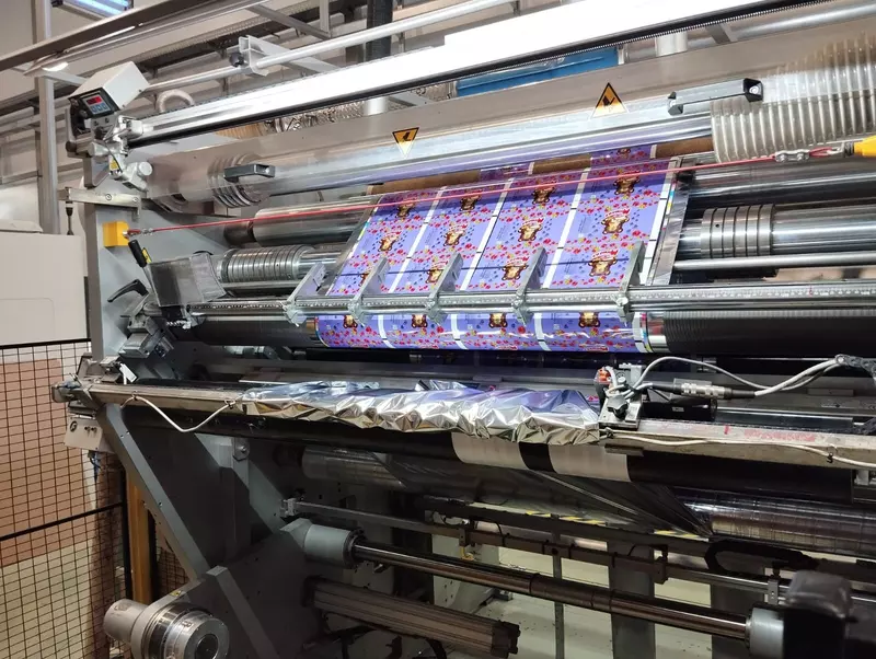 Изображение №3 для «Кировская область: Производство изделий из полиэтилена запущено в Кировской области»