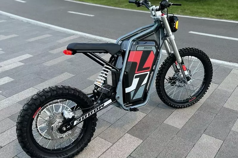 Картинка #2 для публикации «Zemlyakov: В России начались продажи отечественного электробайка»