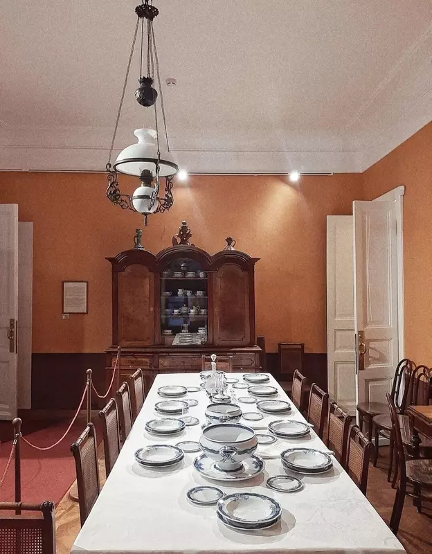 Картинка #7 для публикации «общество: После двух лет реставрации в Хамовниках состоялось открытие музея усадьбы Льва Толстого»