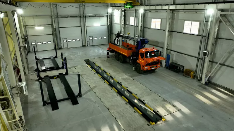 Изображение 3 для публикации «Ростех: Янтарный комбинат открыл новое здание транспортного цеха на въезде в Приморский карьер»