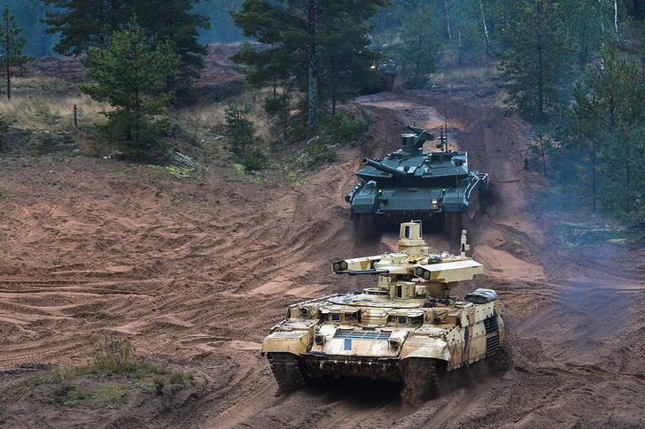 В войска поставлена первая партия танков Т-90М 