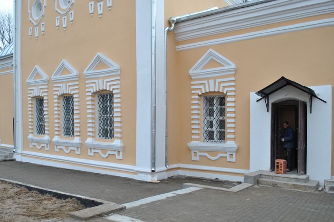 Реставрация зданий и сооружений ансамбля Троицкого монастыря