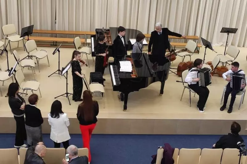 Изображение #3 для новости «Беслан: В Беслане открыли новую музыкальную школу»