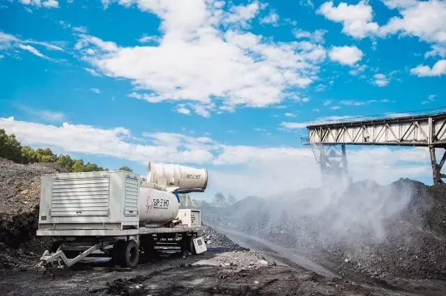 Распадская продолжает оборудование своих предприятий современными установками пылеподавления
