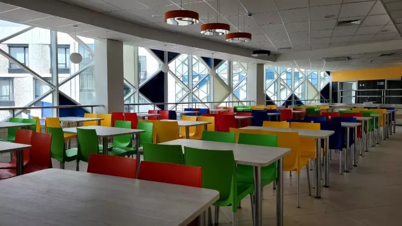 Фото №3 для новости «новая школа: В Воронеже открылась самая большая школа России»