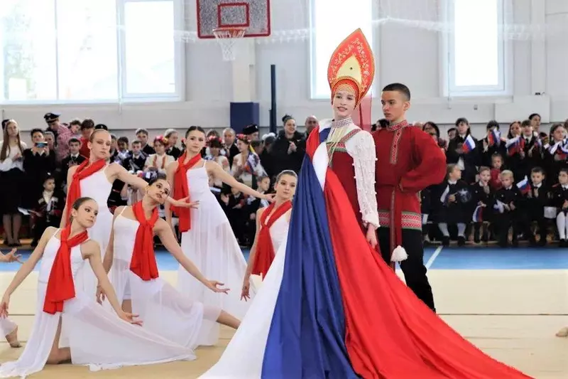 Картинка 2 для новости «Краснодарский край: В Динском районе Краснодарского края открыли спортивный комплекс Звезда»