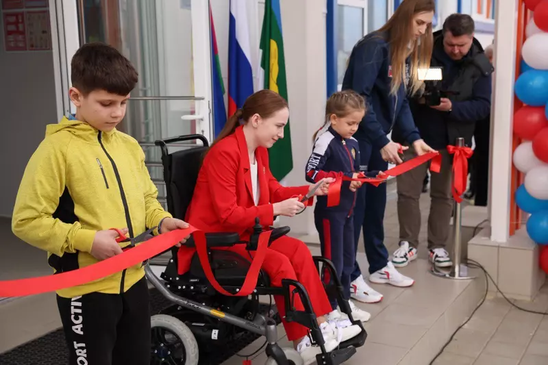 Иллюстрация #2 для «Краснодарский край: В Мостовском районе Краснодарского края открыли современный центр единоборств»