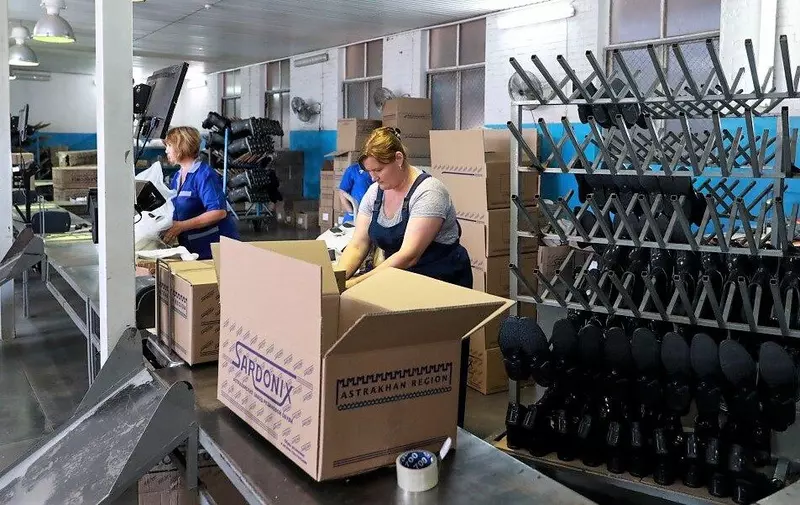 Иллюстрация #3 для публикации «Астраханская область: ПКФ Сардоникс открыл три новых цеха в Астраханской области»