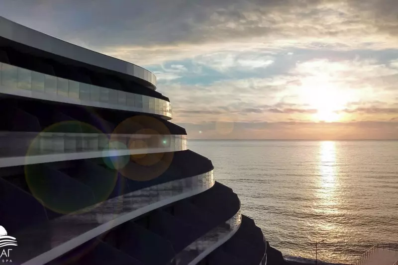 Иллюстрация #11 для публикации «В Крыму сдан в эксплуатацию новый апарт отель Аю Даг»