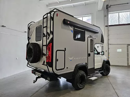 Картинка #2 для «Коломна: За Патриотом стоимостью 6 000 000 рублей выстроилась очередь»