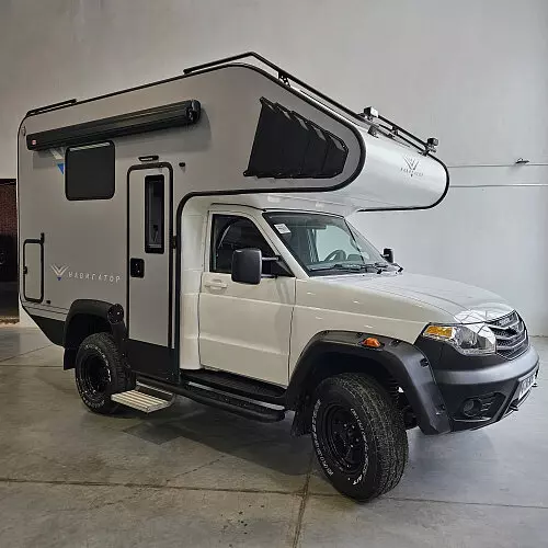 Изображение #1 для статьи «: За Патриотом стоимостью 6 000 000 рублей выстроилась очередь»