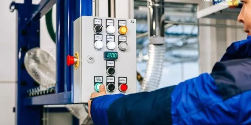 Картинка 1 для поста «Модернизация: Новую линию налива открыли на Волжской перекиси в Новочебоксарске»