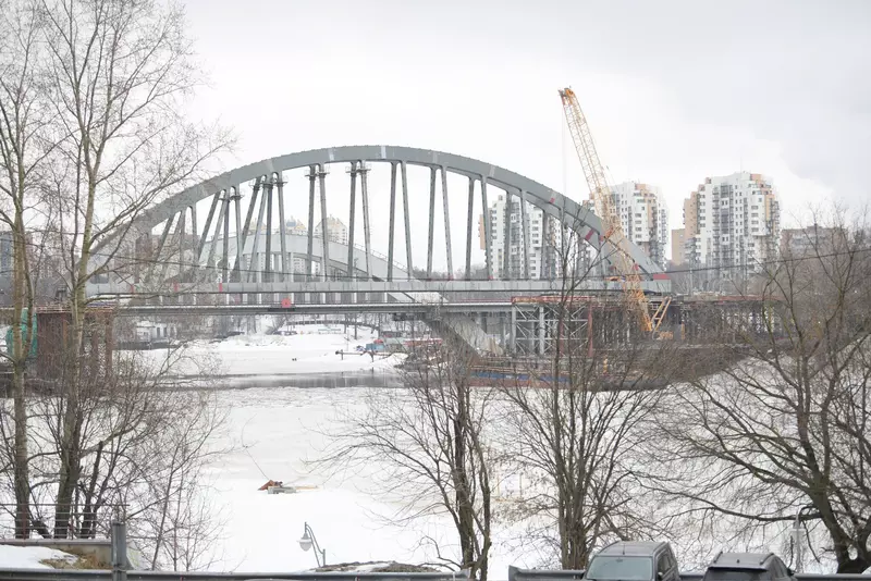 В Химках установлен пролёт моста на трассе будущей ВСМ 1