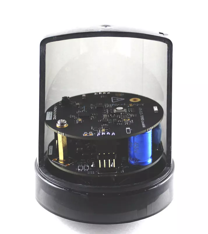 В дополнение к двум индивидуальным контроллерам освещения инженеры «АТБ Электроника» разработали контроллер в шкаф управления группой осветительных приборов.