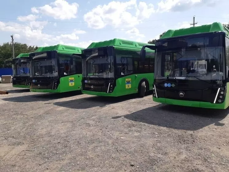 Автопарк Оренбурга пополнился 19 новыми автобусами ЛиАЗ