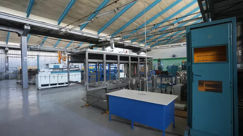 Вот он тот самый станкостроительный участок. Тут продолжают что-то творить