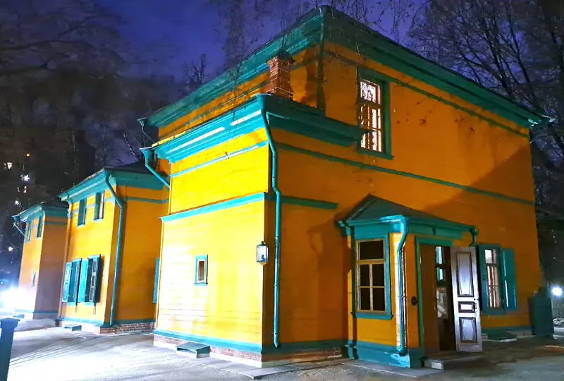 После двух лет реставрации в Хамовниках состоялось открытие музея усадьбы Льва Толстого