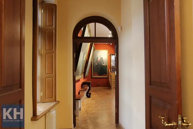 Иллюстрация #4 для поста «культура: В Феодосии после реставрации открыли галерею имени Айвазовского»