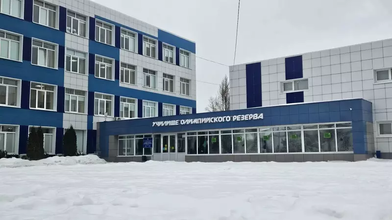 В Оренбурге открылся новый физкультурно оздоровительный комплекс с бассейном