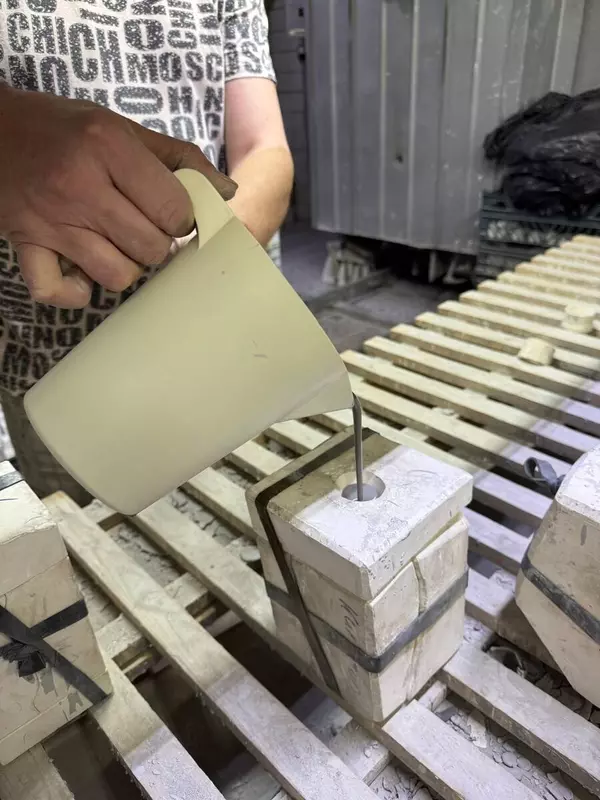 Изображение №1 для публикации «Фотофакты: Как создаются игрушки Сходил в Лефортовский фарфоровый завод»