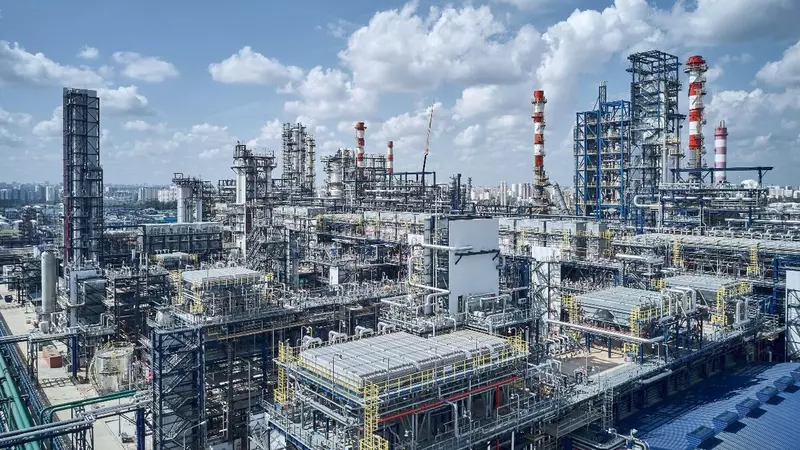 На МНПЗ планируют достичь глубины переработки нефти более 99% уже к 2025 году