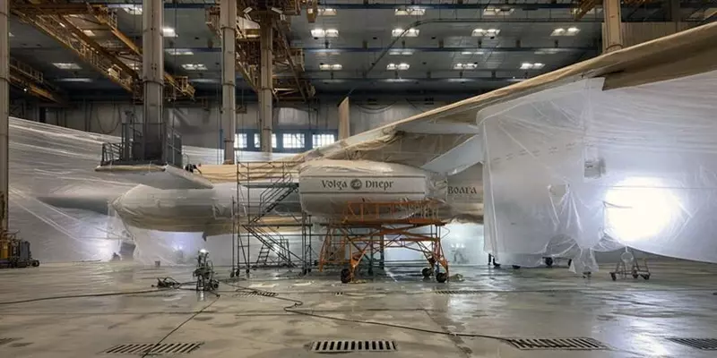 il 76vd 90a volga dnepr painting
