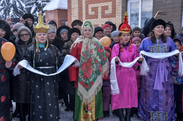 Кызыл сарыг сеп. Сарыг-сеп Республика Тыва. Тыва Каа-Хемский район. Село Сарыг-сеп сейчас. Каа Хемский кожуун село совтува.