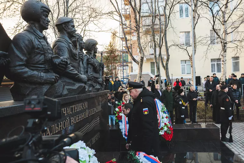Изображение №2 для публикации «Спорт: В Североморске открыт памятник бойцам СВО»
