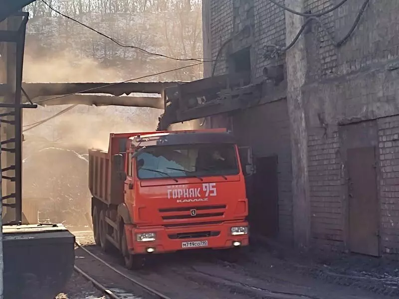 Иллюстрация 3 для «ДНР: Первая в 2023 году угольная лава запущена в Макеевке ДНР»