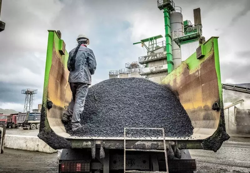 Изображение 2 для статьи «производство стройматериалов: Производство дорожных материалов запустили в Норильске»