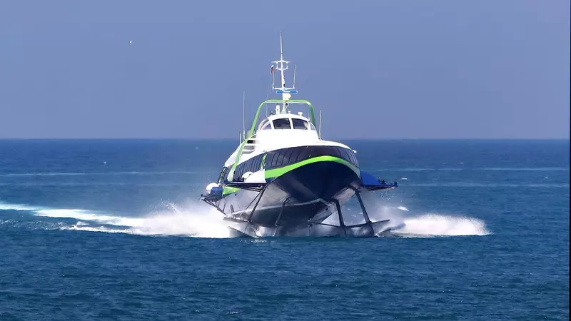 Картинка 4 для публикации «ОСК передала заказчику пятое серийное скоростное судно на подводных крыльях Комета 120М»