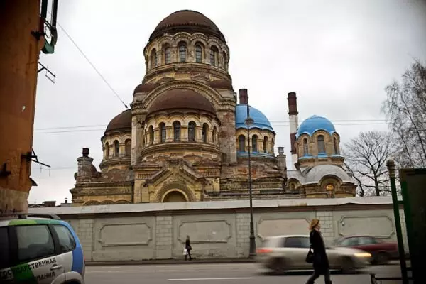 #5 для «В Петербурге с храма иконы Божией Матери Милующая начали снимать леса после долгой реставрации»