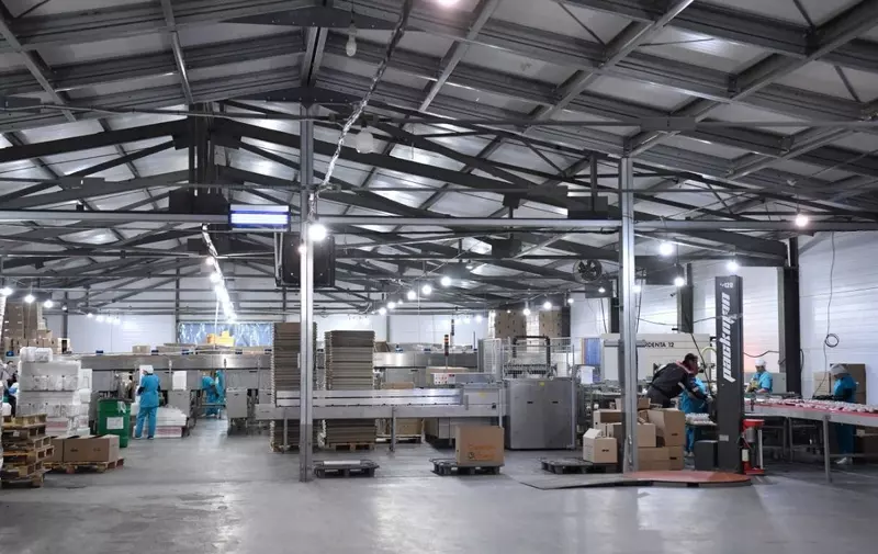 На Симоновской птицефабрике построили новый ангар и модернизировали цеха