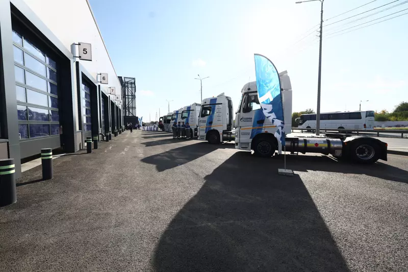 В Челябинске открылся новый высокотехнологичный дилерский центр КАМАЗ