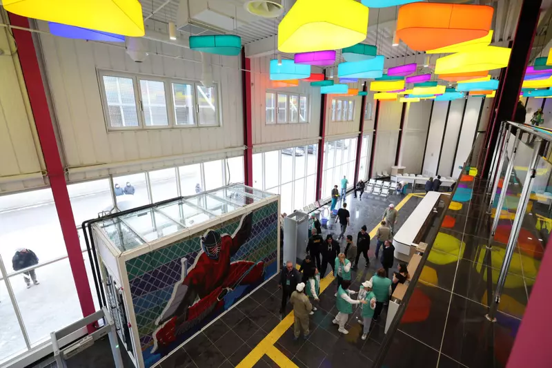 Фото #2 для новости «Челябинская область: В Озерске Челябинской области торжественно открыта Ледовая Академия Высота»