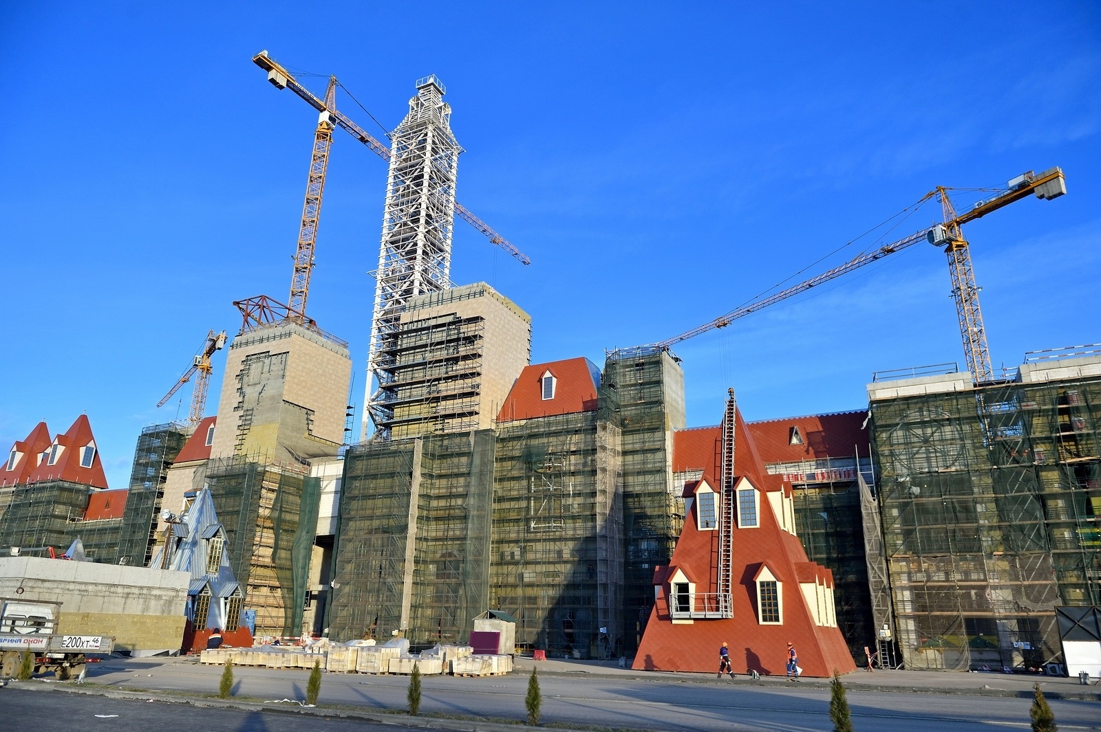 В каком городе откроется. Остров мечты стройка. Москва стройка Нагатино. Остров мечты Москва строительство. Стройка на Нагатинской.