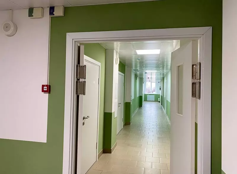 Иллюстрация №2 для поста «медучреждения: В Волновахе ДНР восстановлен трёхэтажный корпус центральной районной больницы»