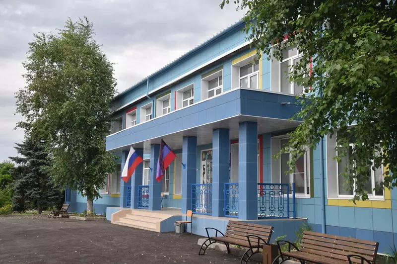 Иллюстрация #2 для поста «школа: Под Мариуполем восстановлены школа и детский сад»