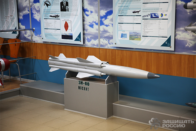Саид Аминов осмотрел музей корпорации «Тактическое ракетное вооружение» в подмосковном Королеве