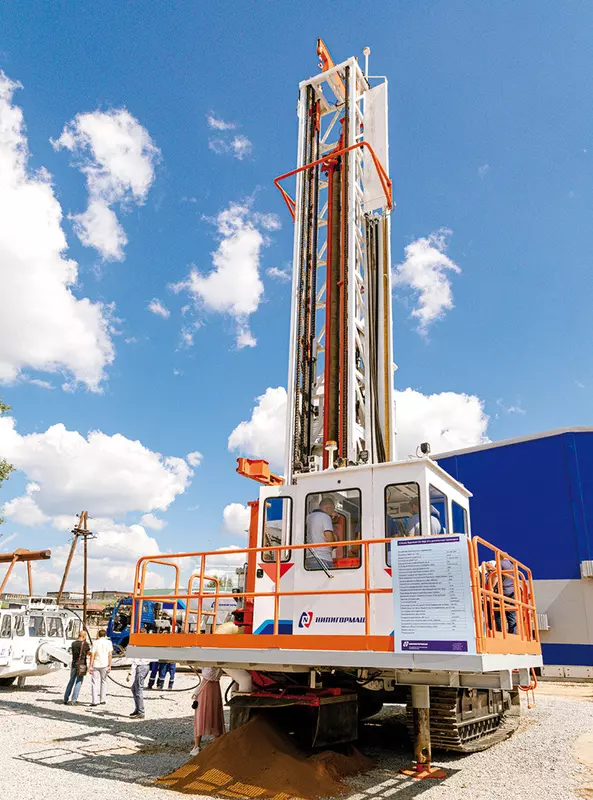 Иллюстрация 6 для «НАО НИПИГОРМАШ презентовало буровой станок собственного производства»