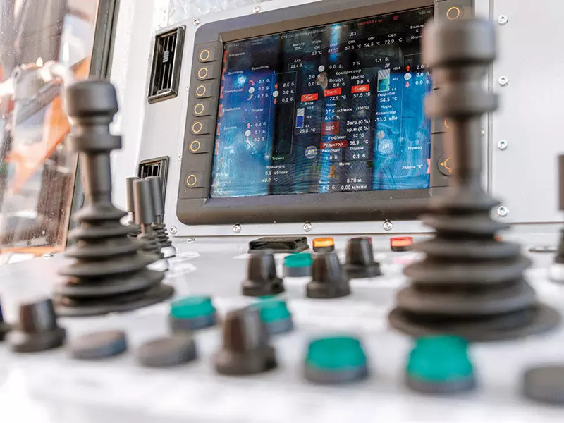 Изображение 5 для «НАО НИПИГОРМАШ презентовало буровой станок собственного производства»