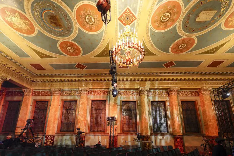 Иллюстрация #3 для статьи «Общество: В Петербурге открыли вторую сцену Музыкального театра имени Ф»