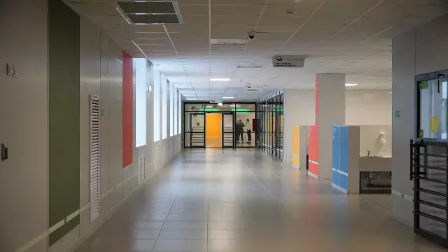 №9 для новости «В Свердловском районе Перми открылся новый корпус школы 82»