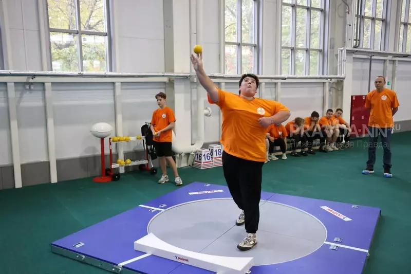 Изображение #4 для новости «В Нижнем Новгороде на стадионе Локомотив открыли новый легкоатлетический манеж»