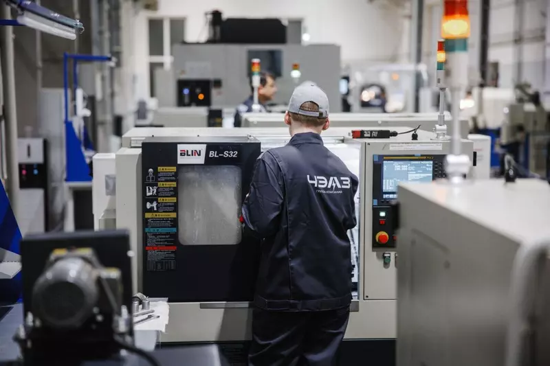 1 для поста «Новые заводы и цеха: В Чебоксарах запущена вторая очередь завода электротехнического оборудования»