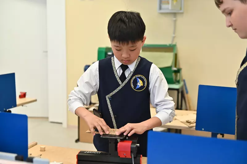 Иллюстрация №8 для поста «Новое здание лицея для одаренных детей открыли в селе Бурятии»