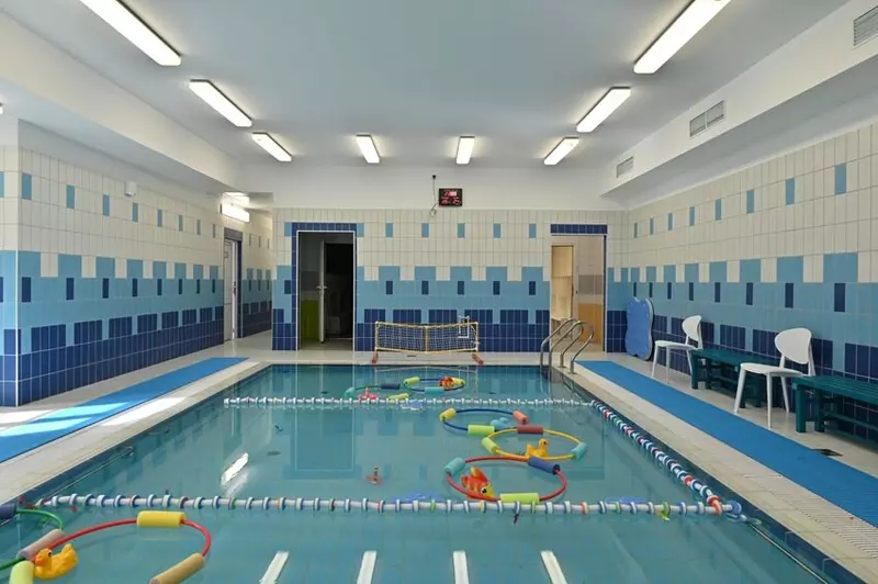 Картинка №2 для «Санкт-Петербург: В Санкт Петербурге открылся детский сад в стиле заводских цехов»