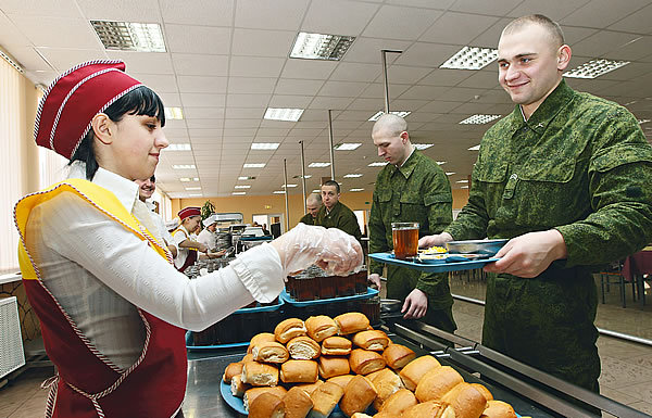 Большинство функций обеспечения в ВС РФ теперь будет исполнять гражданский персонал.